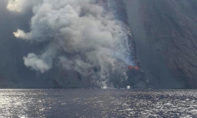 Izbruhnil italijanski ognjenik Stromboli