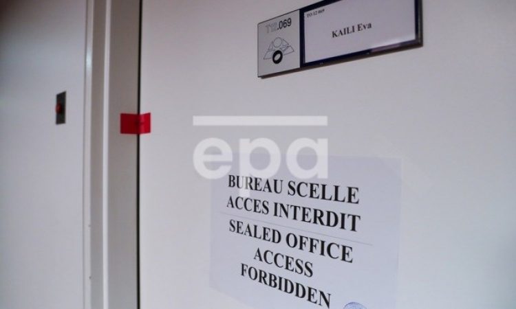 Bruseljsko sodišče danes odloča o priporu Eve Kaili