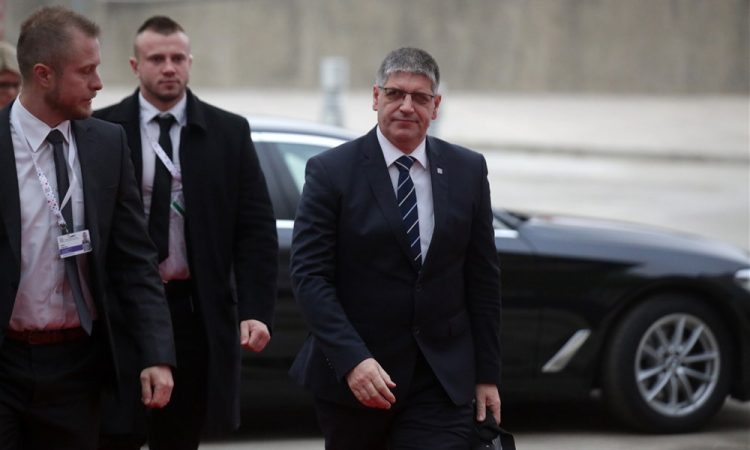 Boštjan Poklukar vnovič minister za notranje zadeve