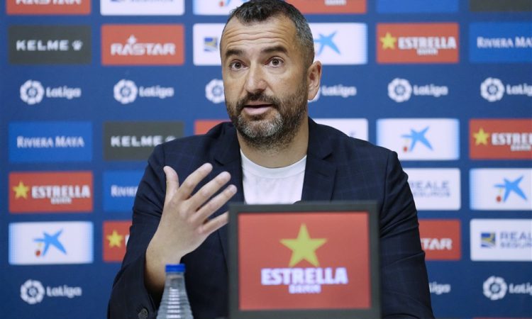 Tudi Espanyol odpustil trenerja