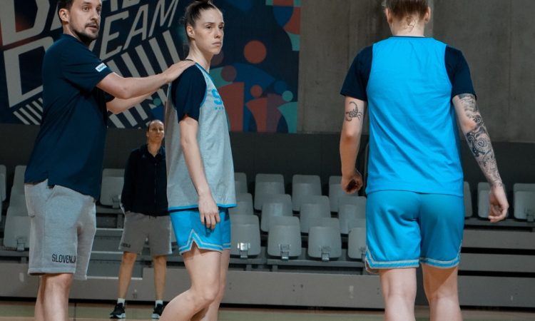 Slovenske košarkarice za uvod kvalifikacij v Sopronu in na Kodeljevem 