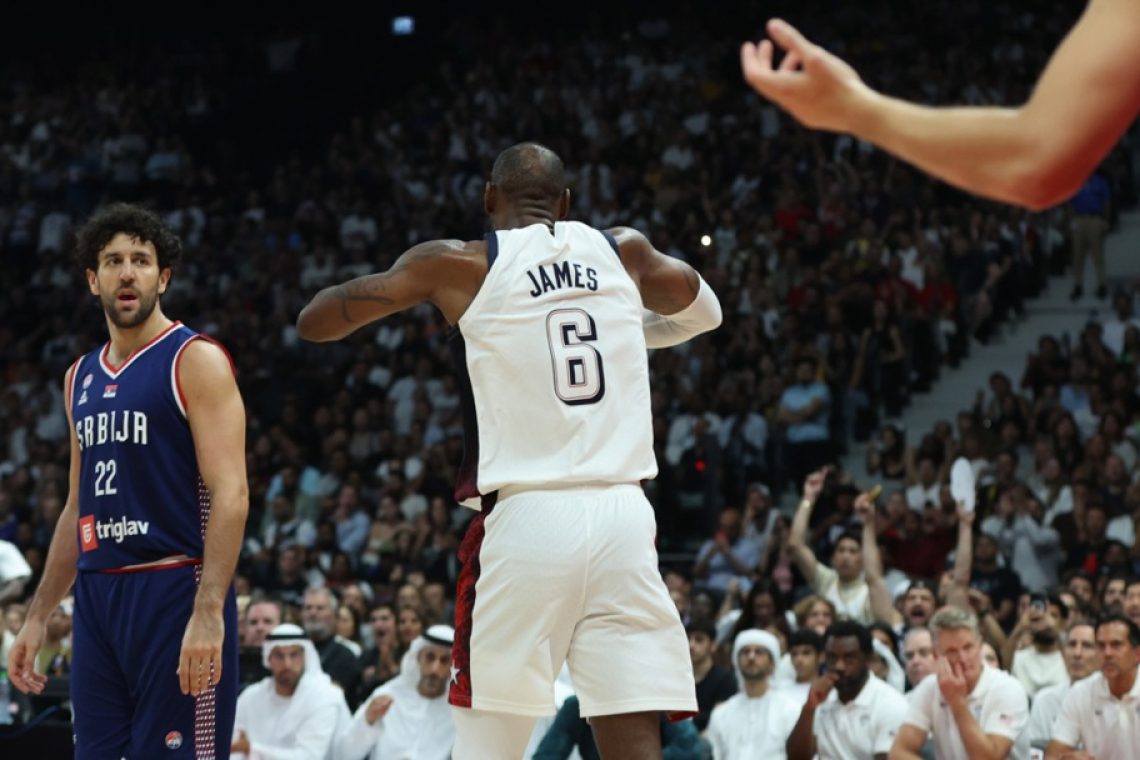 LeBron James rešil ZDA pred porazom z Južnim Sudanom