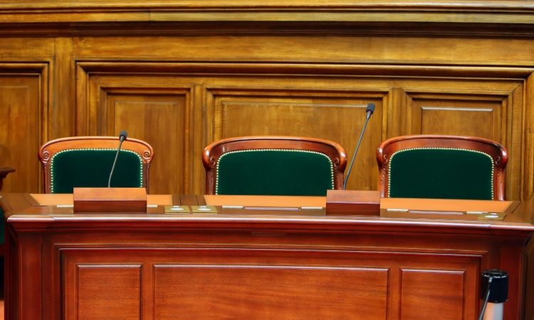 Delo: Obtoženi za uboj na Mostu na Soči se dogodka ne spomni