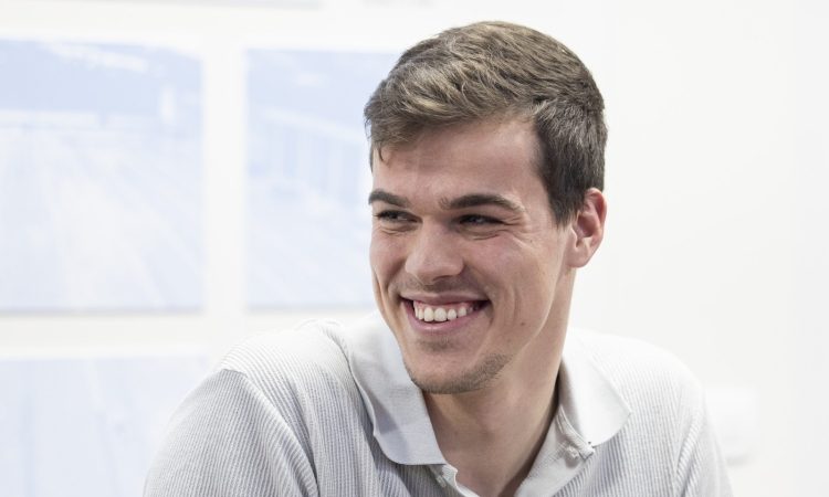 Čustveno slovo Stevensa, Boškan blizu državnega rekorda