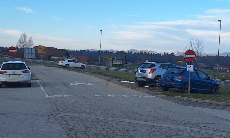 Krško načrtuje nova parkirišča za deljene prevoze