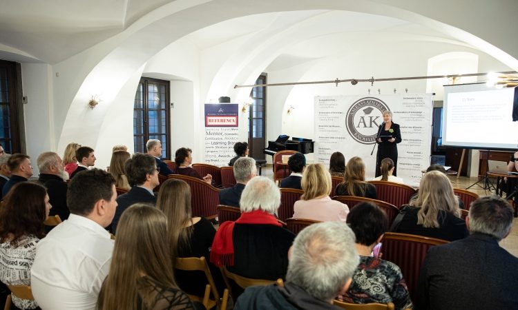 Miren Kras ima novo ambasadorko znanja