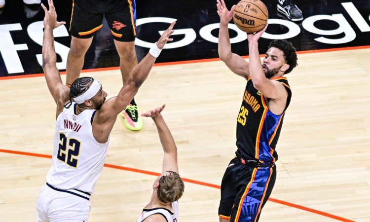 Oklahoma vrnila udarec in dosegla rekord NBA