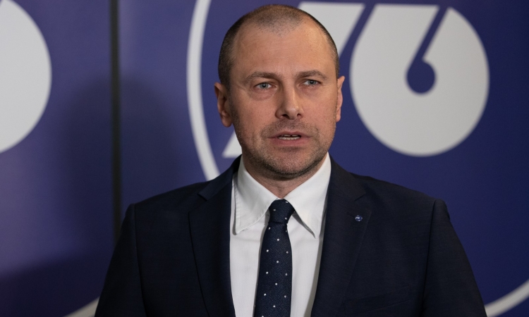 Dobiček skupine NLB v prvem četrtletju nižji, prihodki kljub temu višji