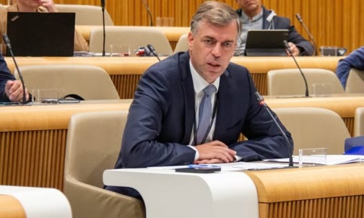 Mestna občina Novo mesto pozdravlja sprejetje ukrepov za bolj redno obiskovanje šole 