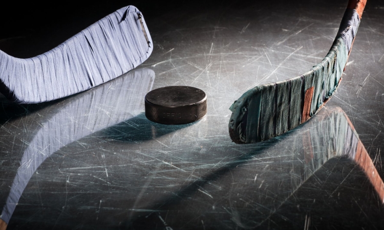 Na sobotnih dveh tekmah končnice lige NHL padlo kar 11 gol