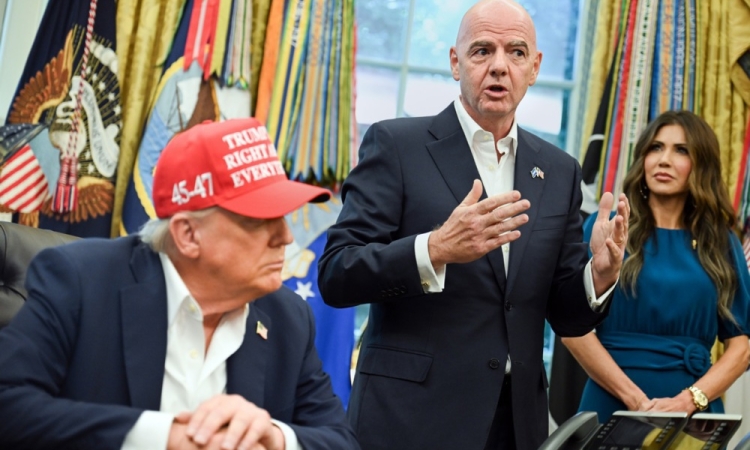 Trump in Infantino napovedala žreb za SP 2026, uvodna tekma v Mehiki, finale v New Yorku