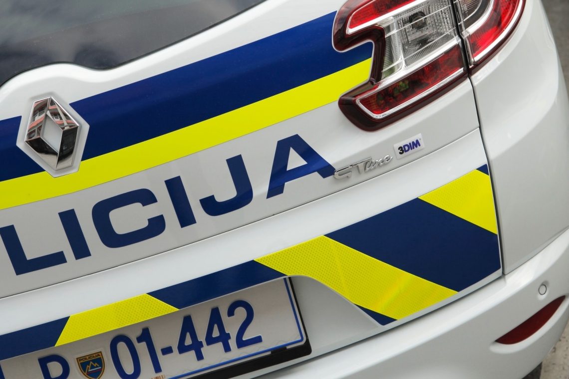 Na Gorenjskem v enem dnevu trije napadi na policiste, med osumljenci tudi mladoletnika