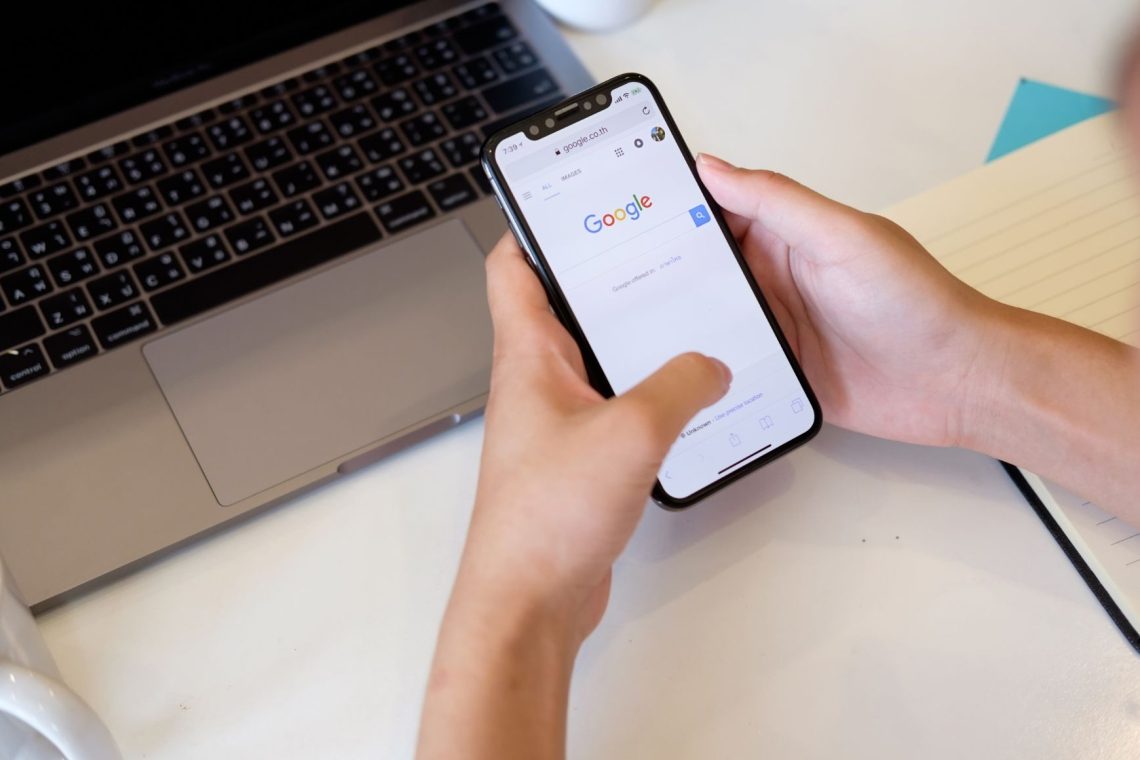 Nova prevara z lažno Googlovo pomočjo zlorablja umetno inteligenco in Gmail