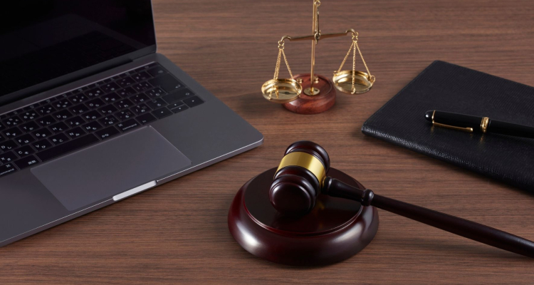 Sodnica zavrnila izločitev dokazov v zadevi Božić