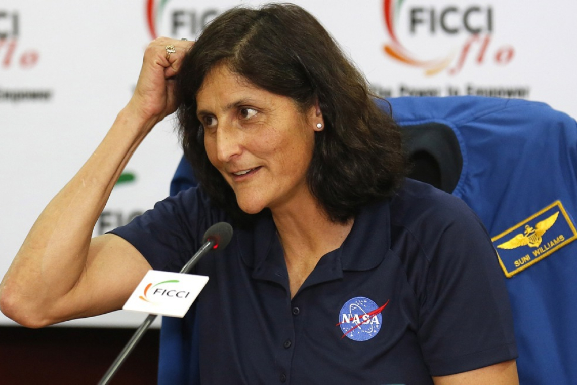V Slovenijo prispela astronavtka Sunita Williams, danes srečanje s Tanjo Fajon v Vitanju