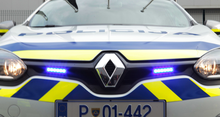 Po zagotovilih policije lažni policist ni ogrožal varnosti na letališču