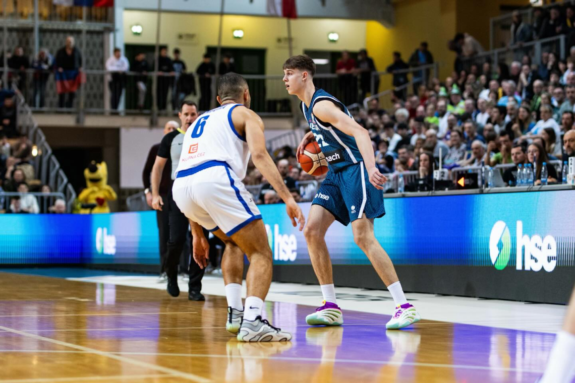 Slovenija z izvrstnim drugim polčasom nadigrala Češko