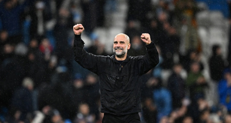 Manchester City še naprej diha za ovratnik Arsenalu