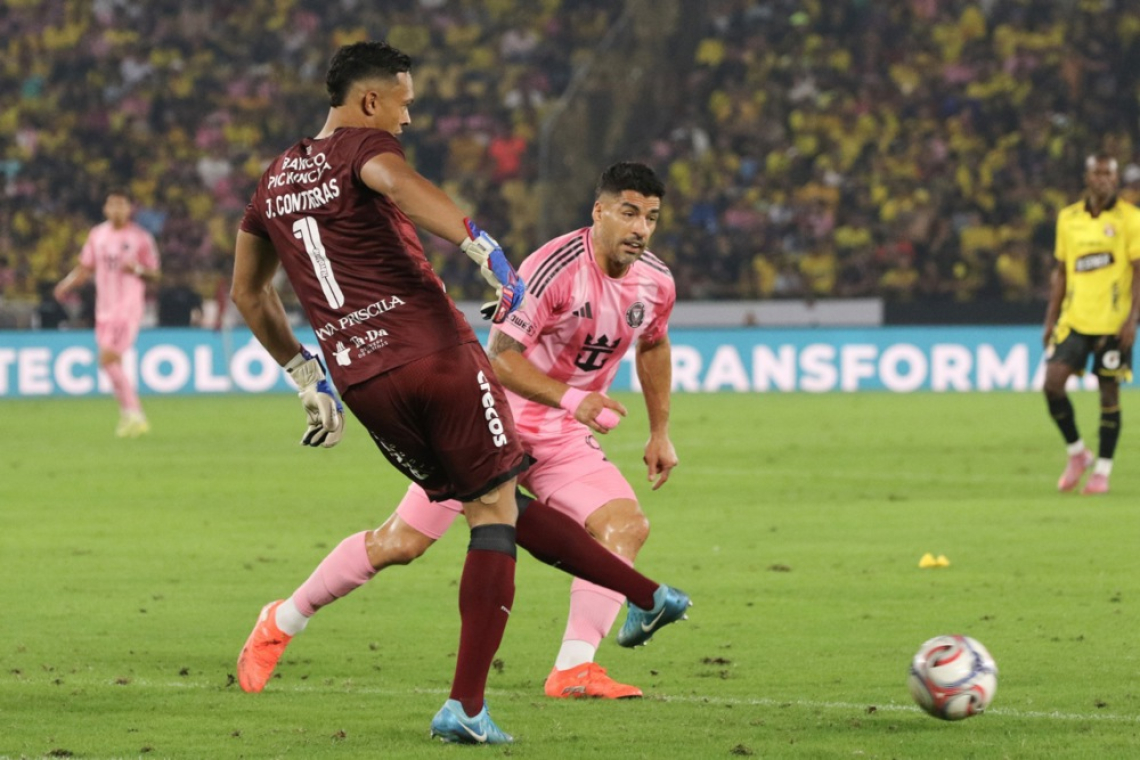 Luis Suarez se želi vrniti v urugvajsko reprezentanco