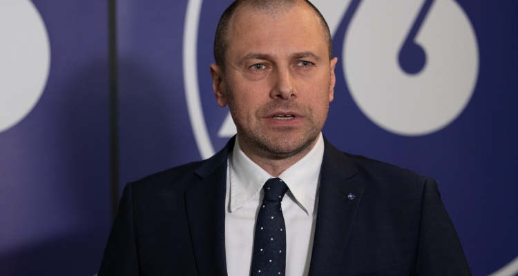 Družina Brodnjak povečala lastništvo v NLB